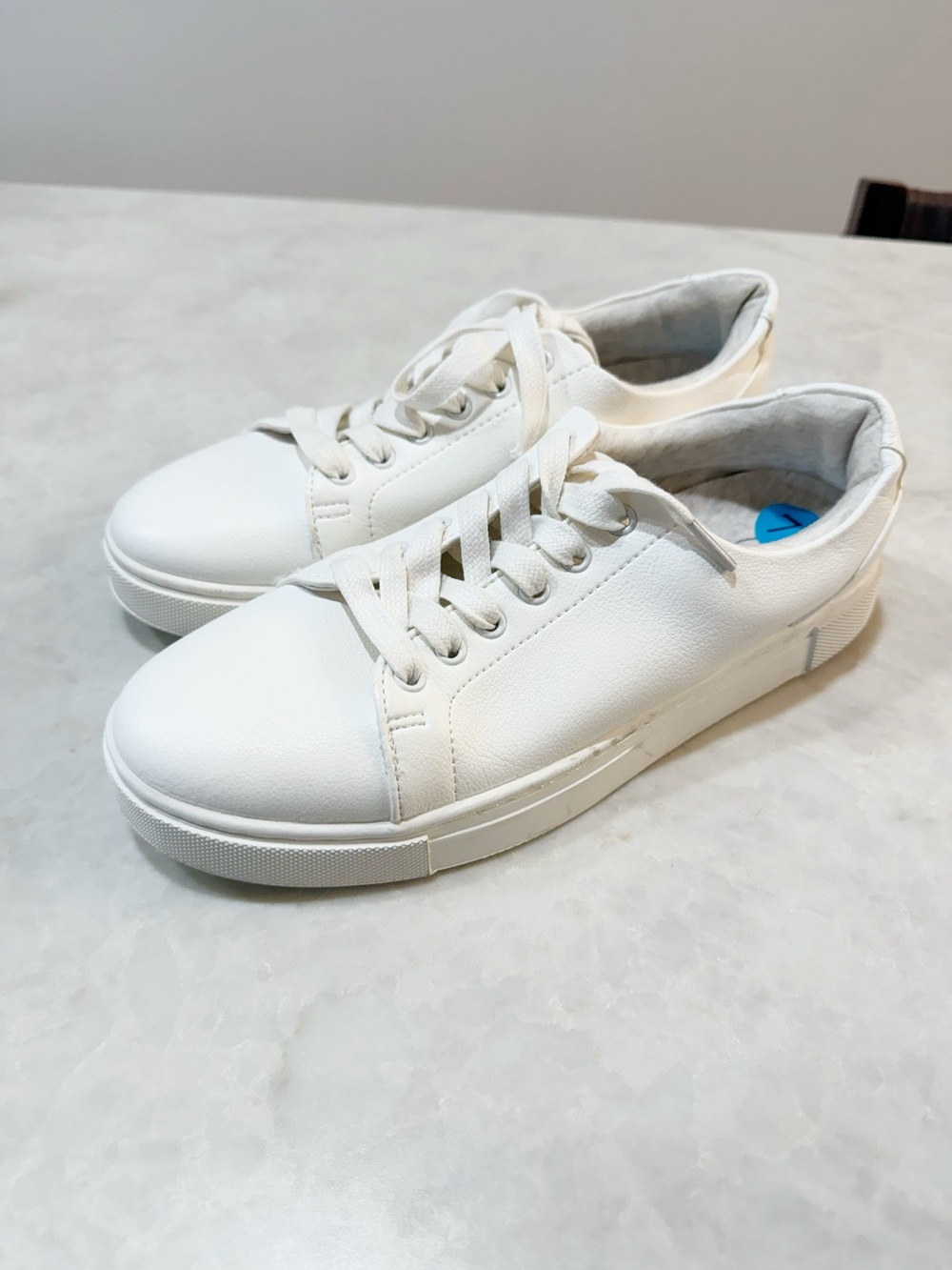Joie Fall White Leather Low-Top shoes/Sneakers